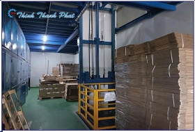 THANG NÂNG HÀNG 750KG